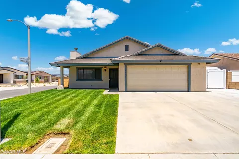 3557 Ave J14 W, Lancaster, CA 93536 photo 4