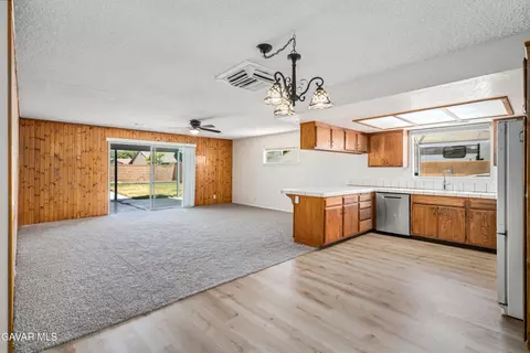 3557 Ave J14 W, Lancaster, CA 93536 photo 9