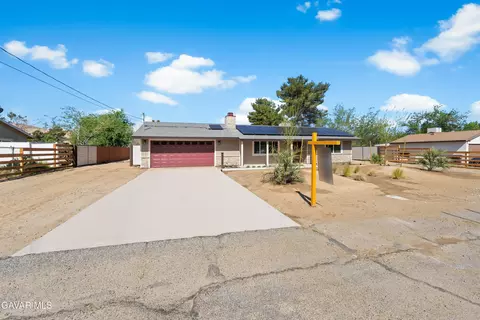 40205 167th St E, Lake Los Angeles, CA 93591 photo 4