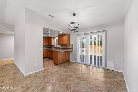 40205 167th St E, Lake Los Angeles, CA 93591 photo 8