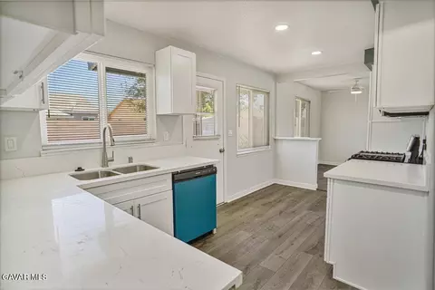 1109 Ave J8 W, Lancaster, CA 93534 photo 3