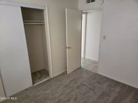 44960 3rd St E, Lancaster, CA 93535 photo 14