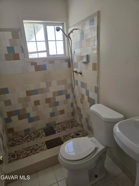 44960 3rd St E, Lancaster, CA 93535 photo 11