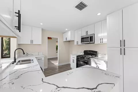 36647 Apache Plume Dr, Palmdale, CA 93550 photo 21