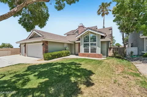 42534 62nd St, Quartz Hill, CA 93536