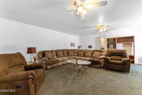 44344 Elm Ave, Lancaster, CA 93534 photo 16
