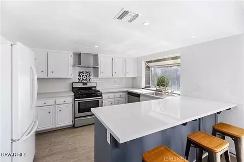 Kitchen - 732 Trixis Ave, Lancaster, CA 93534 photo 1 of 3