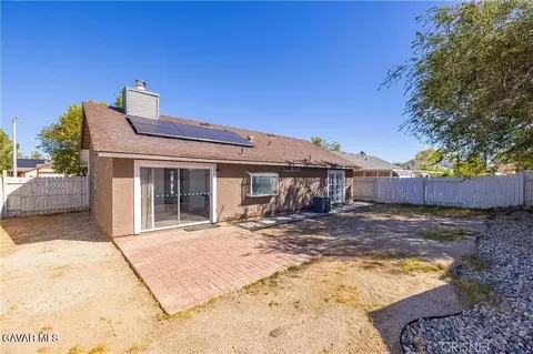 Exterior - 732 Trixis Ave, Lancaster, CA 93534 photo 2 of 3