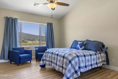 28900 Bear Valley Rd, Tehachapi, CA 93561 photo 30