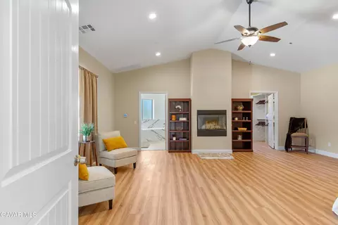 28900 Bear Valley Rd, Tehachapi, CA 93561 photo 21