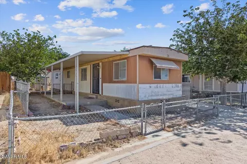 4568 Rosamond Blvd W #26, Rosamond, CA 93560