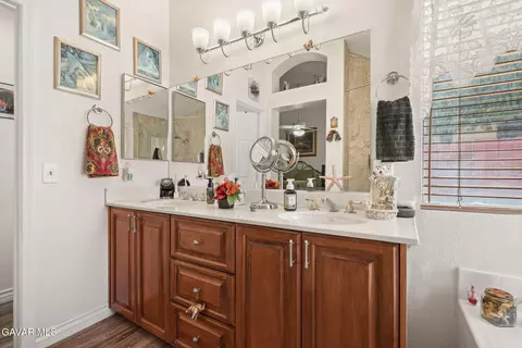 44505 Shadowcrest Dr, Lancaster, CA 93536 photo 36