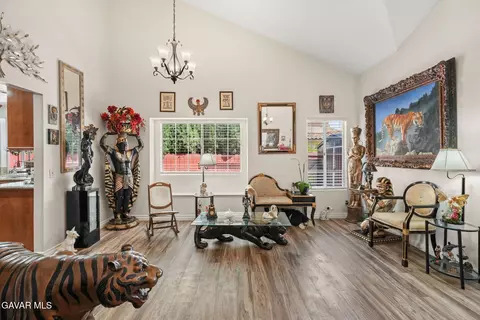 44505 Shadowcrest Dr, Lancaster, CA 93536 photo 11