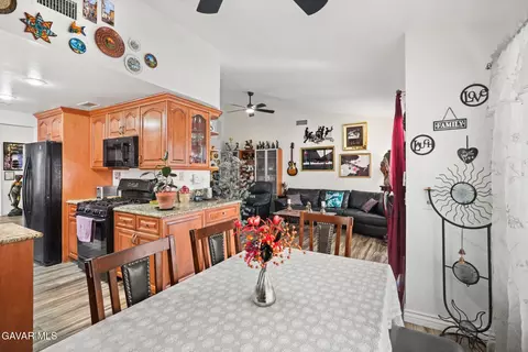 44505 Shadowcrest Dr, Lancaster, CA 93536 photo 17
