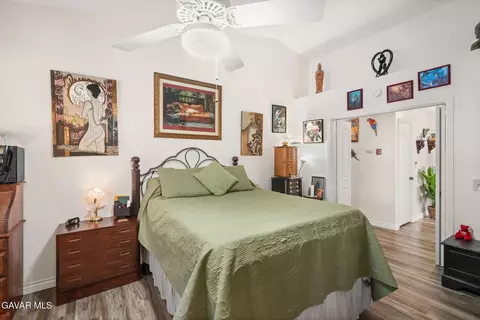 44505 Shadowcrest Dr, Lancaster, CA 93536 photo 31