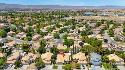 44505 Shadowcrest Dr, Lancaster, CA 93536 photo 7
