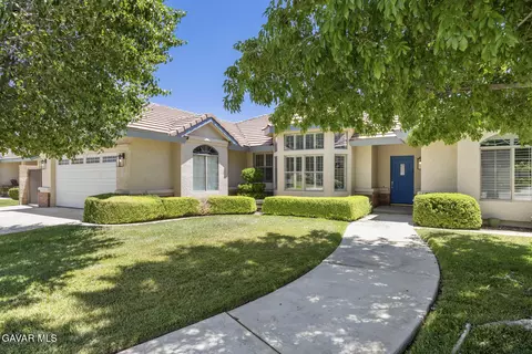 43632 Colony Dr, Lancaster, CA 93536 photo 2