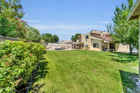 Exterior - 3628 Marilynn St, Lancaster, CA 93536 photo 2 of 5