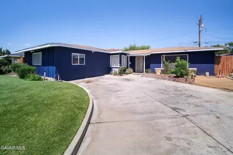 43926 Third St E, Lancaster, CA 93535 photo 5