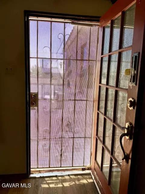 2101 Inyo St, Mojave, CA 93501 photo 11