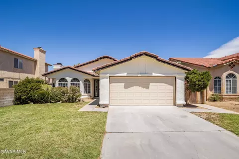 43906 Broadwater Ave, Lancaster, CA 93535