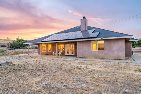 Exterior - 23309 Tak Ct, Tehachapi, CA 93561 photo 3 of 6
