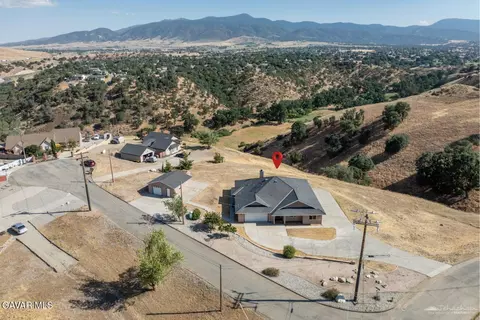 View/Area - 23309 Tak Ct, Tehachapi, CA 93561 photo 1 of 15
