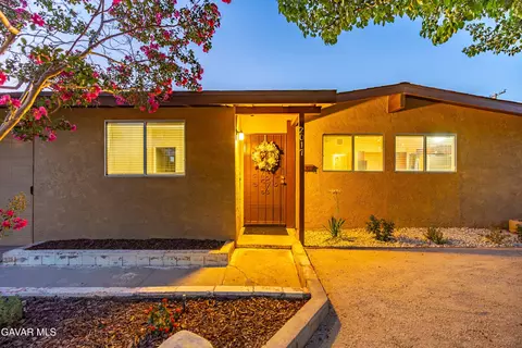 Exterior - 2017 Newgrove St W, Lancaster, CA 93536 photo 3 of 18