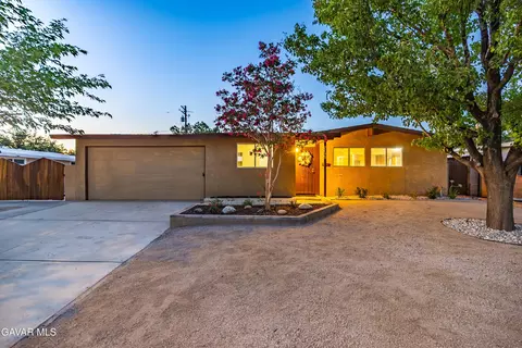Exterior - 2017 Newgrove St W, Lancaster, CA 93536 photo 2 of 18