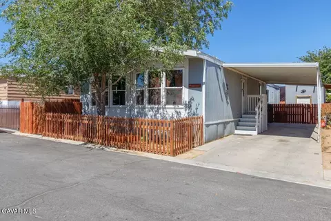 3300 15th St W #SPC 340, Rosamond, CA 93560