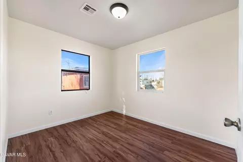 43331 Fairglen Rd, Lancaster, CA 93535 photo 21