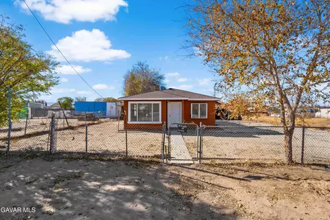 43331 Fairglen Rd, Lancaster, CA 93535 photo 3