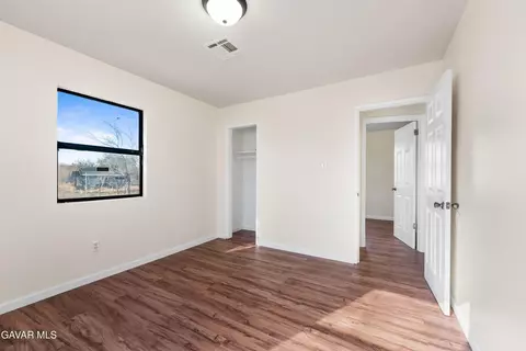 43331 Fairglen Rd, Lancaster, CA 93535 photo 20