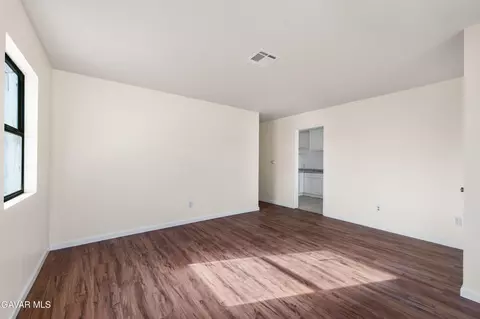43331 Fairglen Rd, Lancaster, CA 93535 photo 9