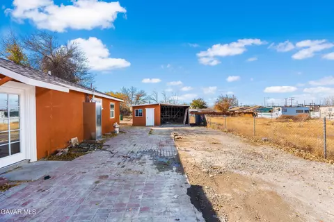 43331 Fairglen Rd, Lancaster, CA 93535 photo 5