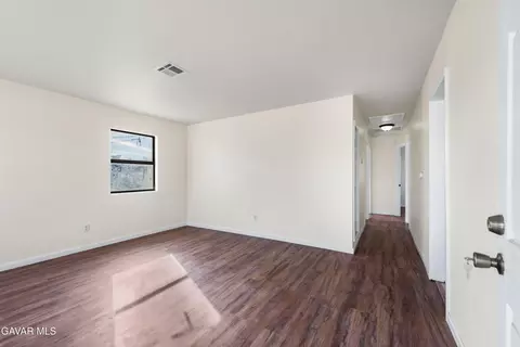 43331 Fairglen Rd, Lancaster, CA 93535 photo 6