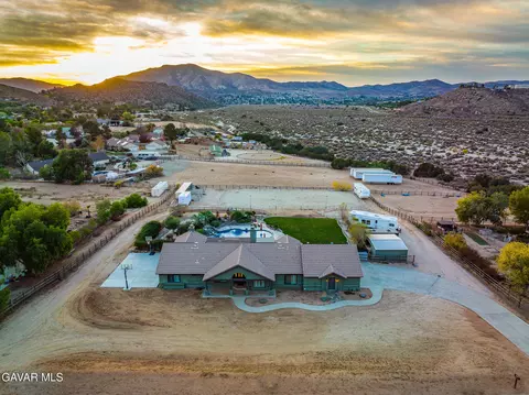 View/Area - 32175 Cedarcroft Rd, Acton, CA 93510 photo 6 of 6