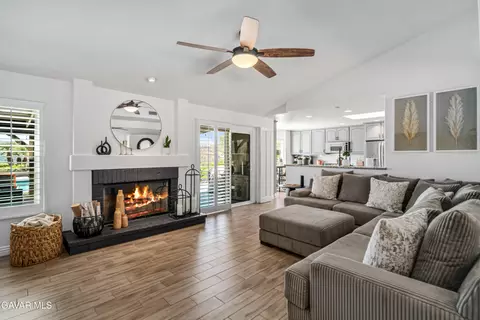Living - 32175 Cedarcroft Rd, Acton, CA 93510 photo 2 of 4