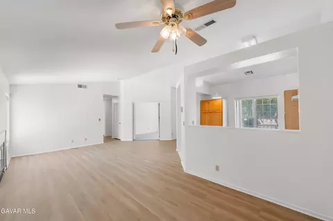 44242 Brandon Thomas Way, Lancaster, CA 93536 photo 14