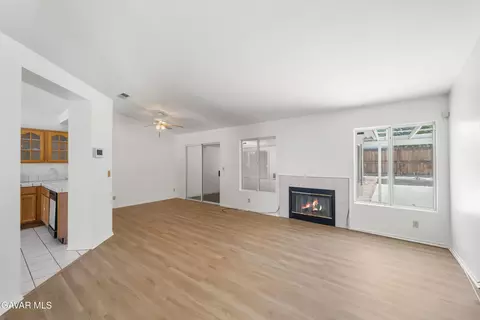 44242 Brandon Thomas Way, Lancaster, CA 93536 photo 5