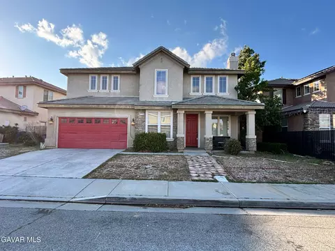 3715 Club Rancho Dr, Palmdale, CA 93551