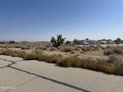 Frontage Road, Mojave, CA 93501