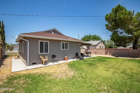 Exterior - 45532 Elm Ave, Lancaster, CA 93534 photo 7 of 9