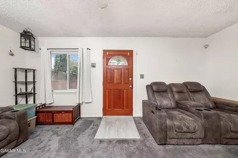 Entry Way - 45532 Elm Ave, Lancaster, CA 93534 photo 1 of 1