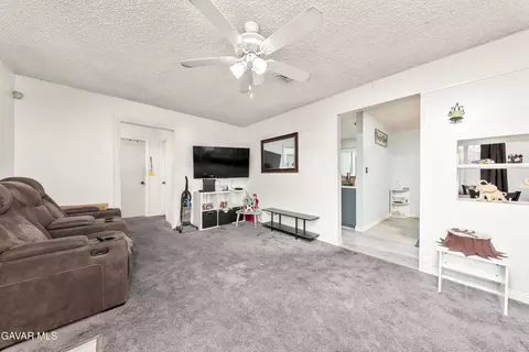 Other - 45532 Elm Ave, Lancaster, CA 93534 photo 4 of 5