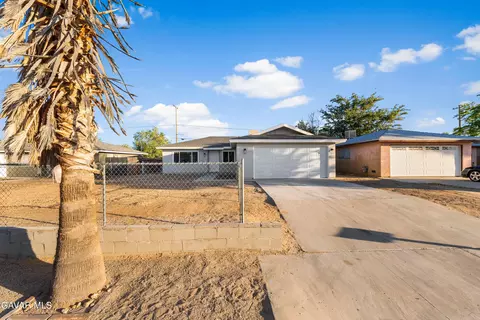 1534 Richfield Ave, Rosamond, CA 93560