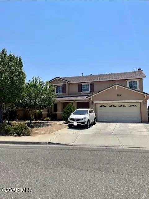1124 Avenue K14 E, Lancaster, CA 93535