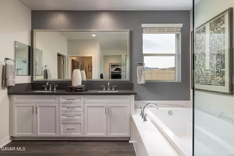 4013 Saddle Dr, Palmdale, CA 93551 photo 4