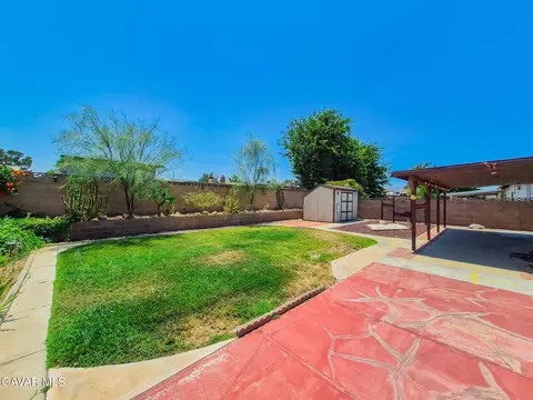 Exterior - 2534 Ave R-3 E, Palmdale, CA 93550 photo 9 of 14
