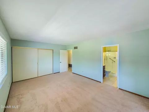 Bedroom - 2534 Ave R-3 E, Palmdale, CA 93550 photo 3 of 7